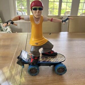 VINTAGE TYCO RC XTREME STREET GRINDER RC SKATEBOARDER ONLY 1998